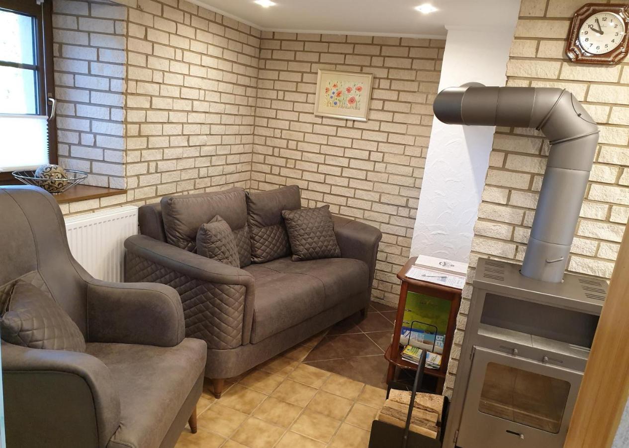 Ferienwohnung Huegelhaus Plütscheid Exteriér fotografie