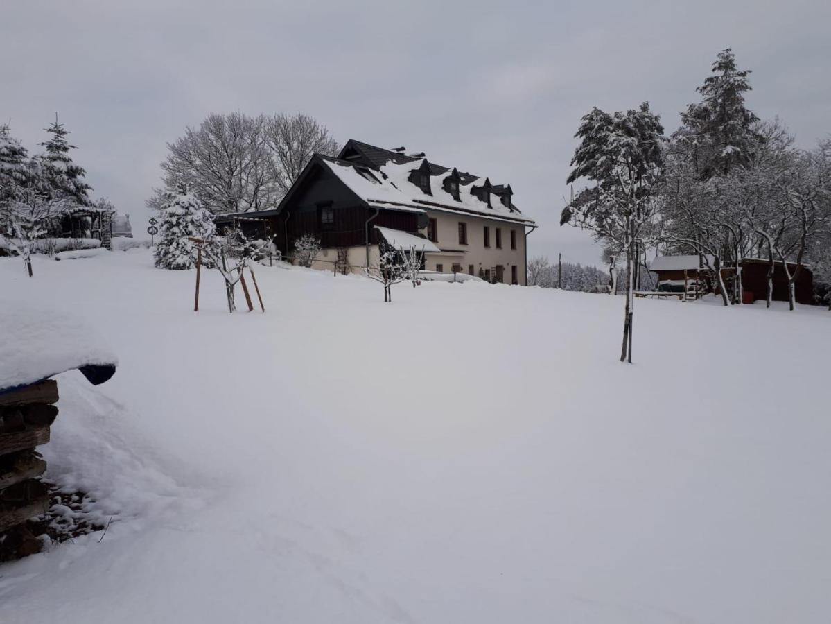 Ferienwohnung Huegelhaus Plütscheid Exteriér fotografie