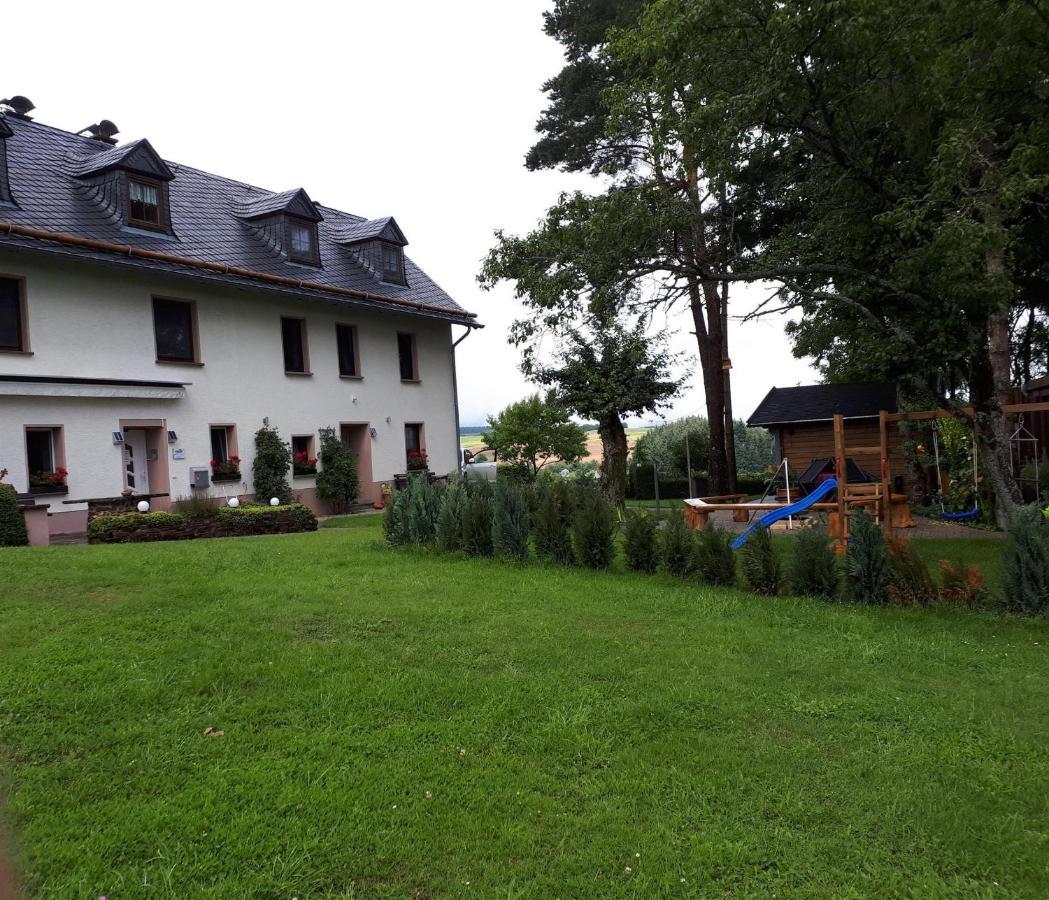 Ferienwohnung Huegelhaus Plütscheid Exteriér fotografie